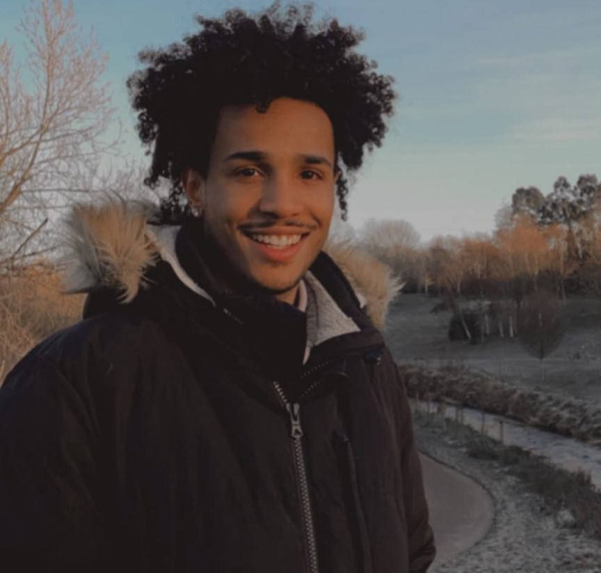 Kaique Nômade — criador do método Inglês em 90 Dias